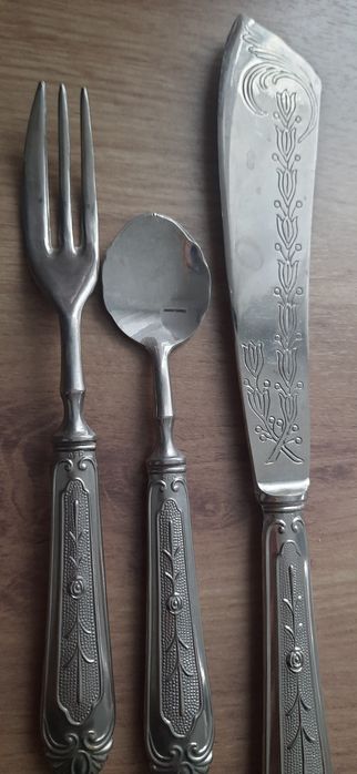 Десертні прибори