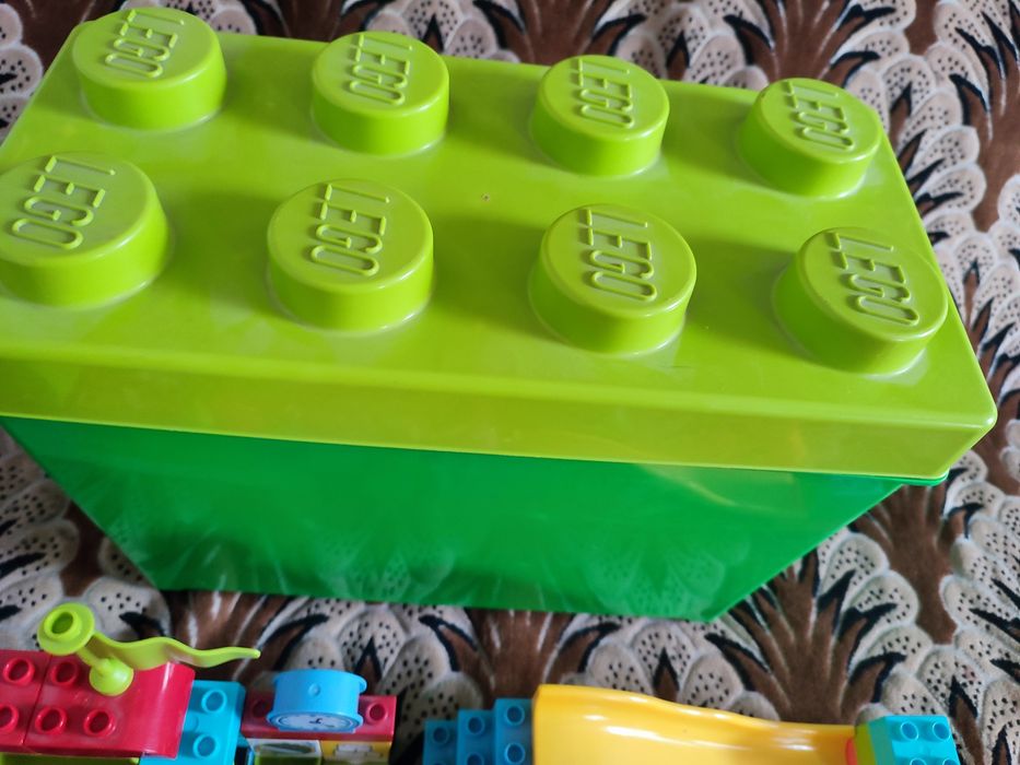 Lego Duplo конструктор дитячий садок в контейнері