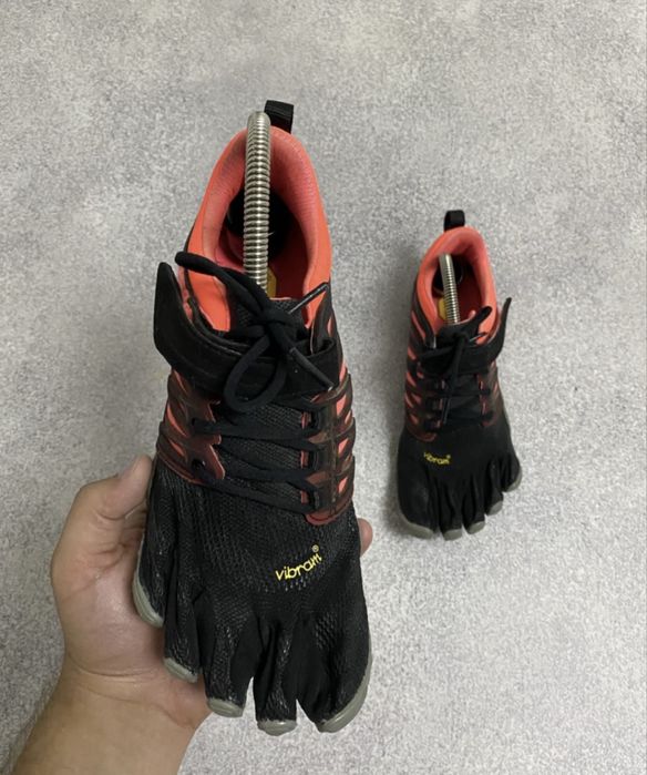 vibram fivefingers 39 - купить товары моды и стиля - Цена на OLX.ua
