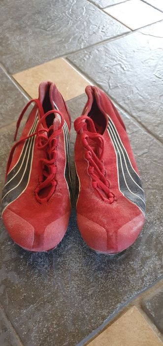 Puma kolce rozmiar 41 czerwone
