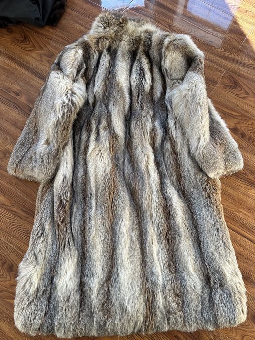 Шуба з канадськоі лисиці