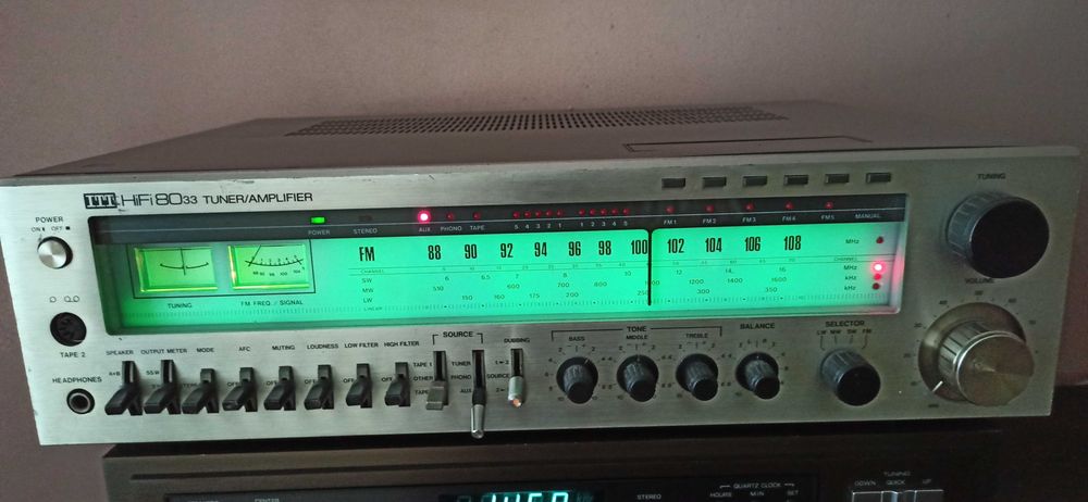ITT HiFi 8033 Amplituner