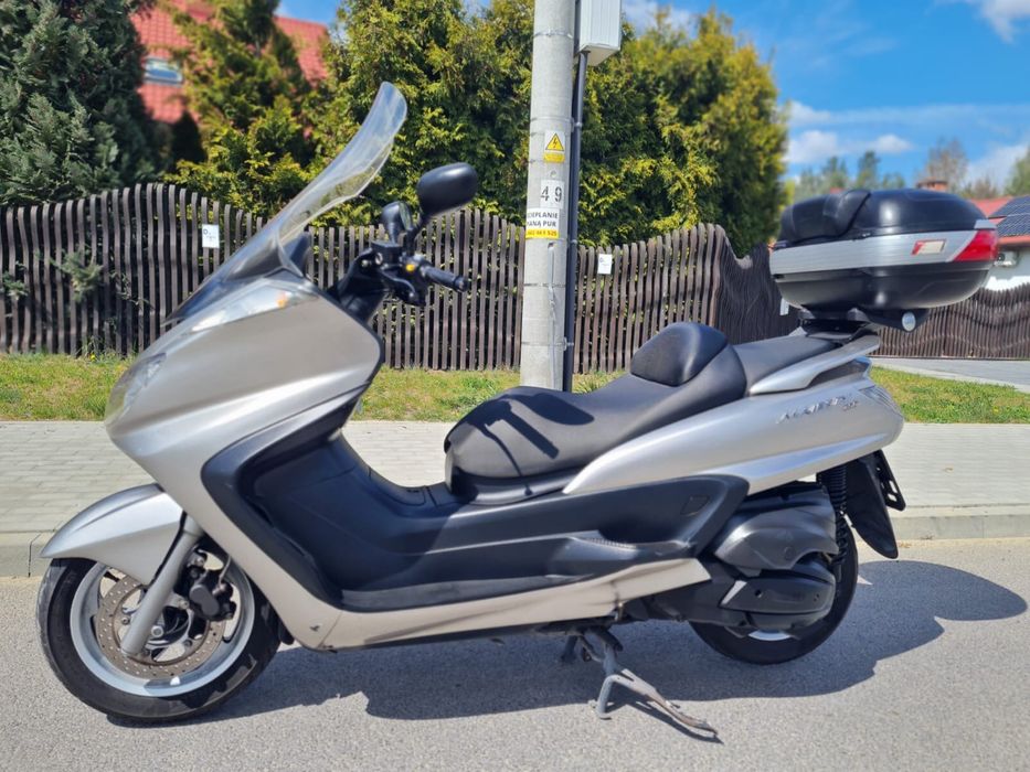 Yamaha Majesty 400 rok 2004