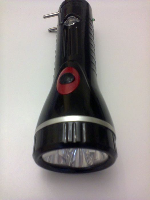 РАСПРОДАЖА НОВЫЕ светодиодные аккамуляторные фонарики заряд  сеть 220