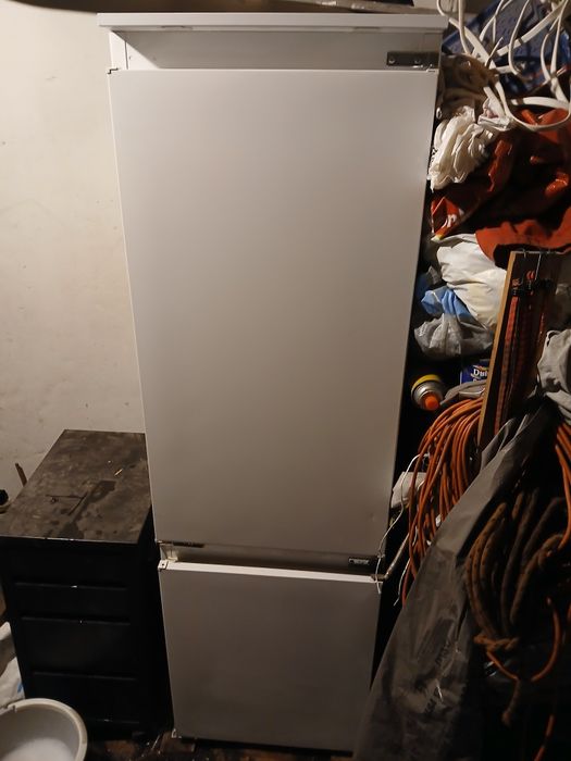 Do sprzedaży lodówka do zabudowy