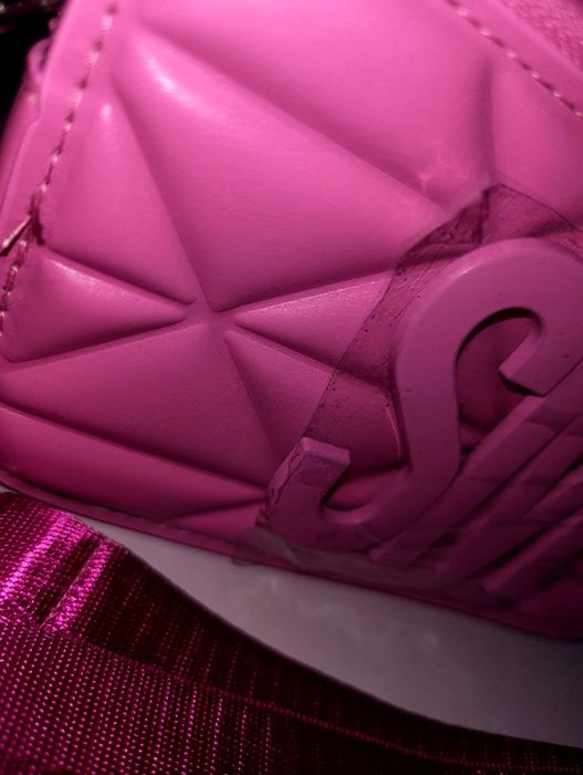 Różowa mała torebka pikowana SM na szerokim pasku