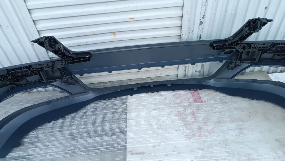 Vendo parachoque de frente Mercedes C class W 204 ano 2011/14