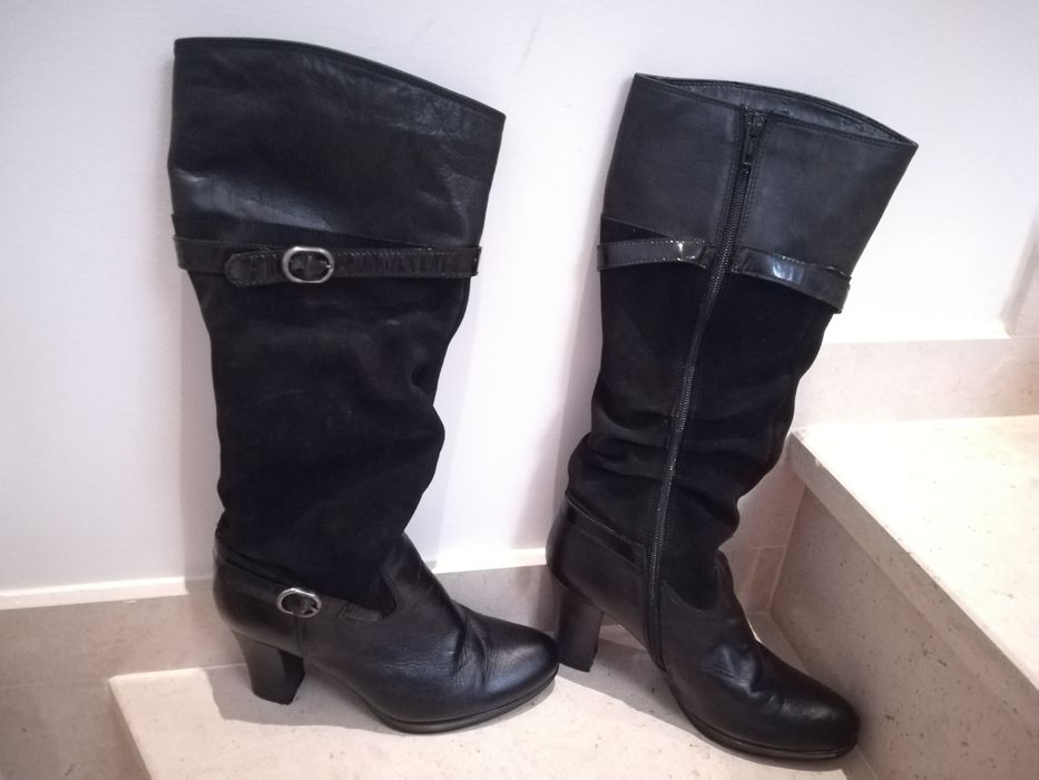 Botas Pretas Altas Tamanho 38