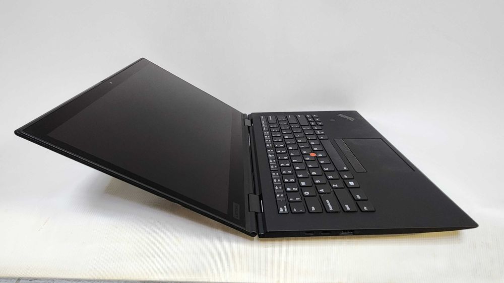 Lenovo ThinkPad X1 Yoga 3rd Gen i7-8550U 13.9" 8GB  256GB Touch