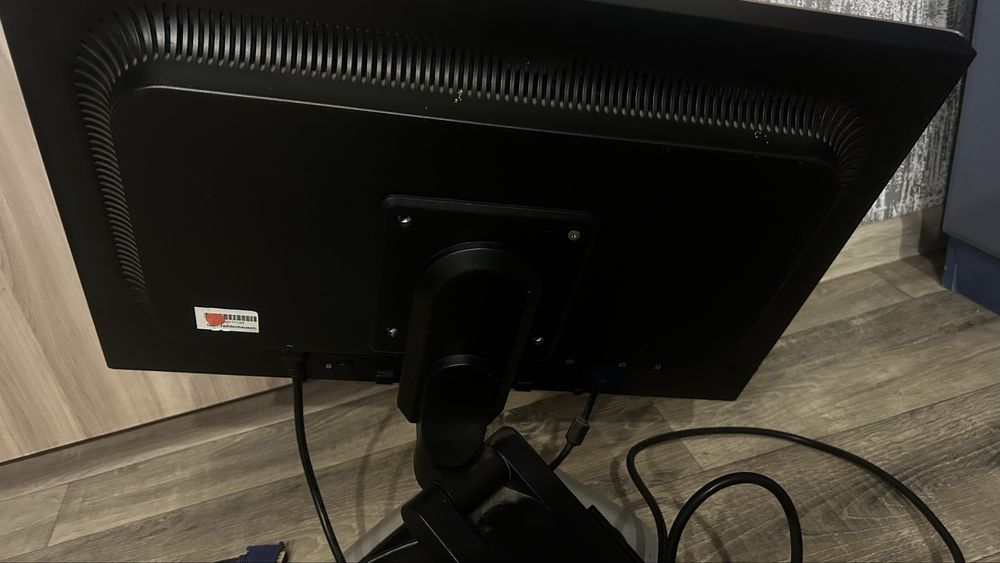 Монито HP Compaq LA2205wg