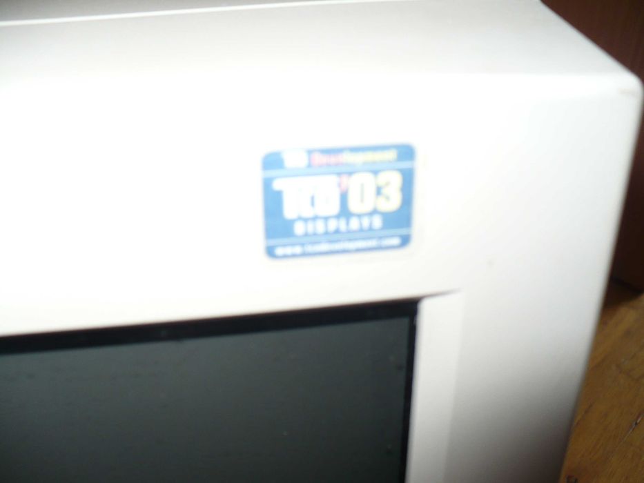 Stary monitor komputerowy