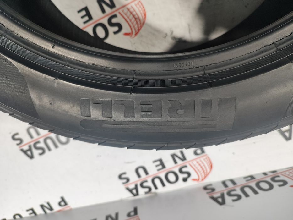 2 pneus semi novos 245/45R18 Pirelli - Oferta dos Portes