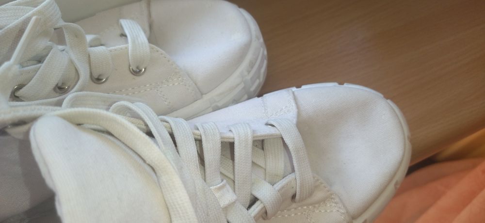 Sneakersy  BUONAROTTI  rozmiar 38