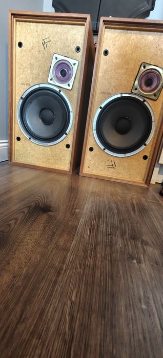 Kolumny WHARFEDALE Linton 2