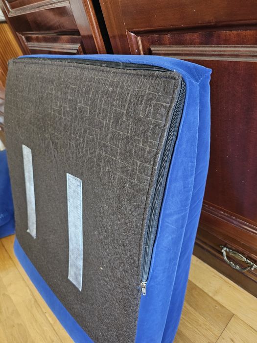 Sofa/Cama Azul veludo