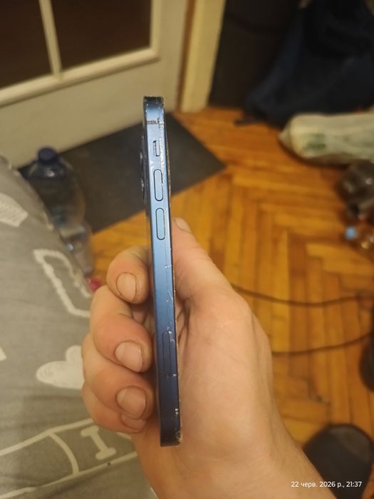 Продам iPhone 12 mini