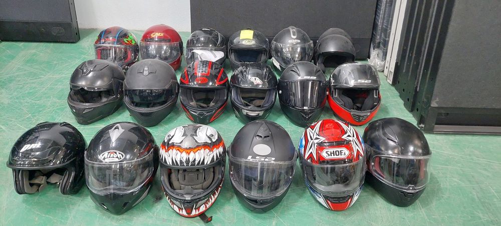 Capacetes usados