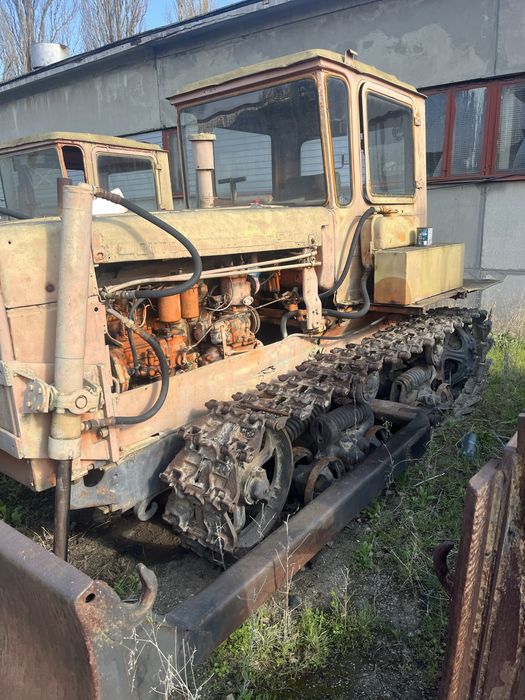 Трактор дт75 1987 года