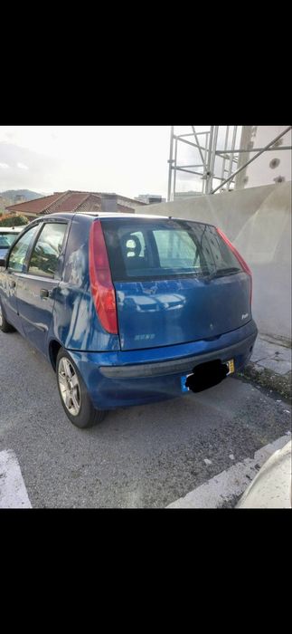 Fiat punto ano 2000