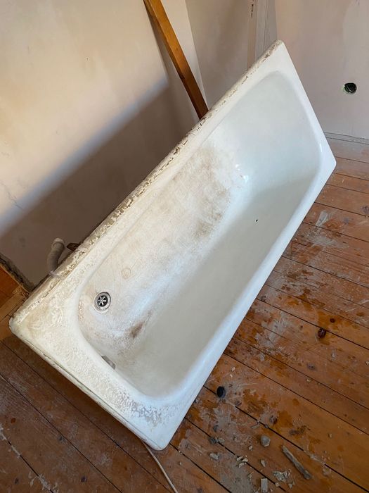 Ванна чугуна безкоштона