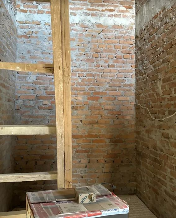 Продаж 2 поверхового дуплекса