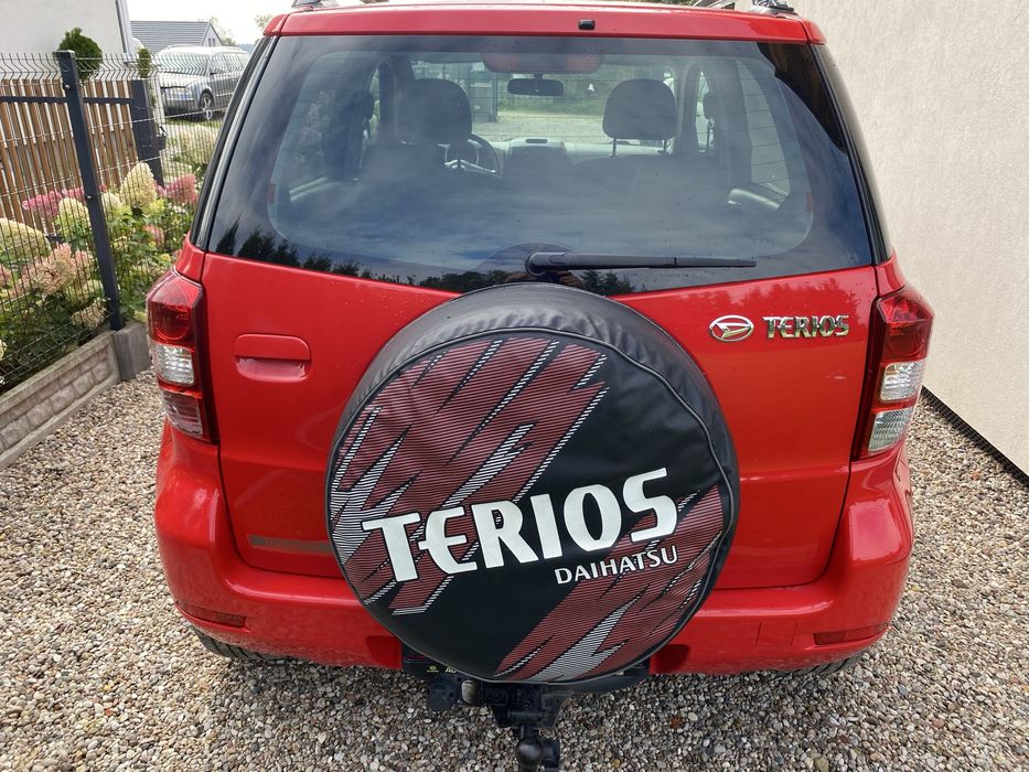 Daihatsu Terios II Czerwony na czesci 1.5 16 4X4