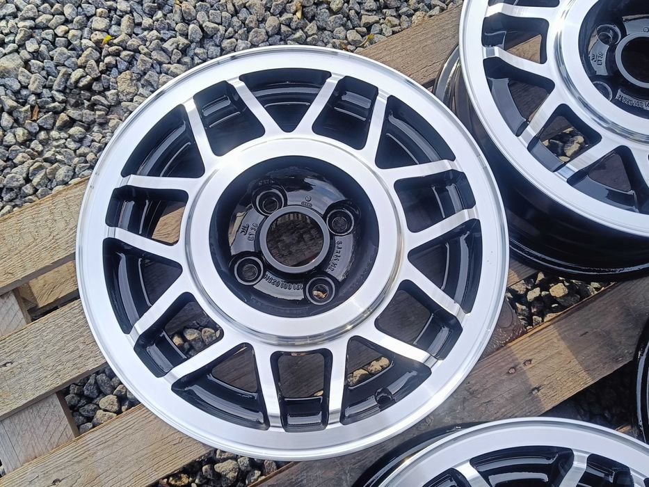 Oryginalne felgi VW Golf 1 MK1 Avus Snowflake 14" 4x100 ET38