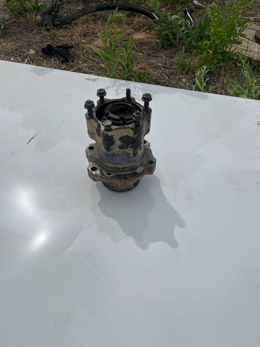 Piasta Mostu Sprinter W904 / VW LT 46 ABS BLIŻNIAK A2517-07