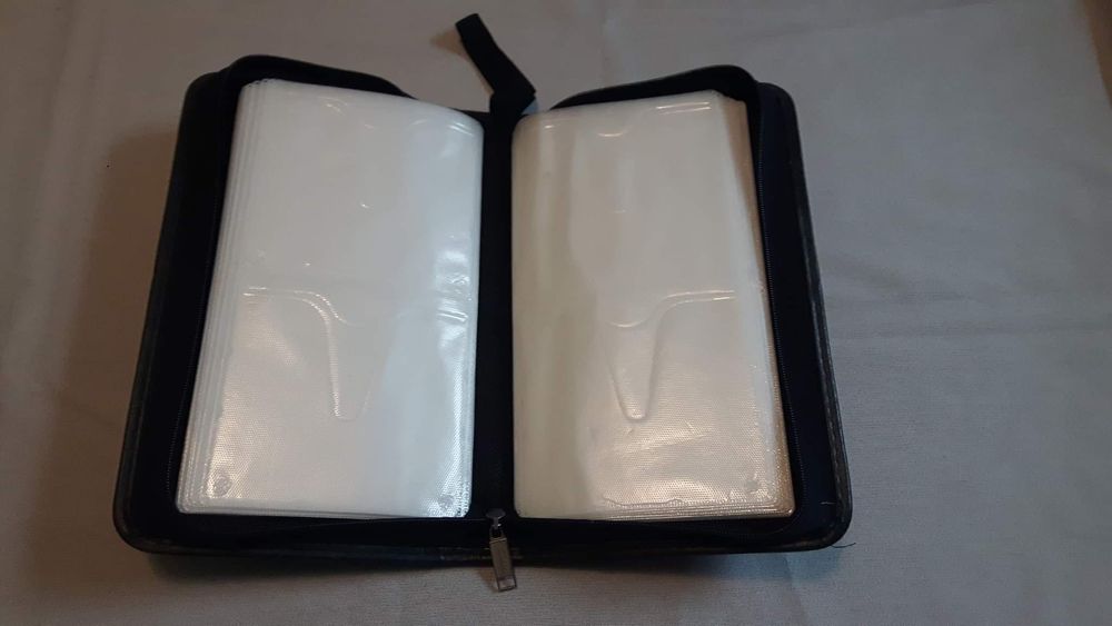 Etui na płyty czarne