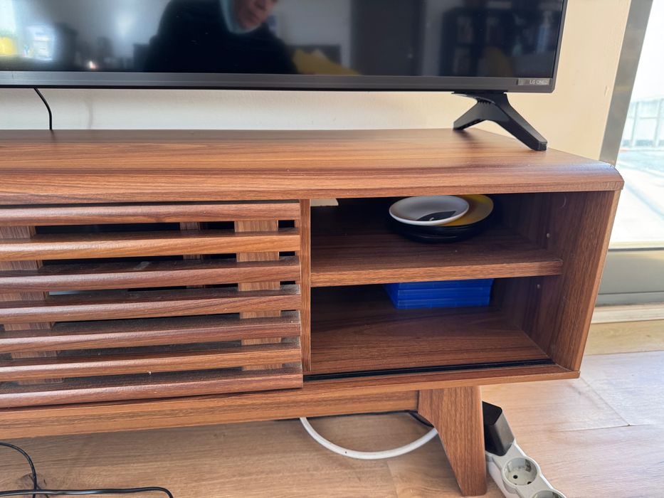 Móvel tv estilo retro