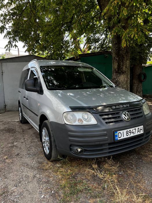 Продам Volkswagen Caddy 2008 года.
