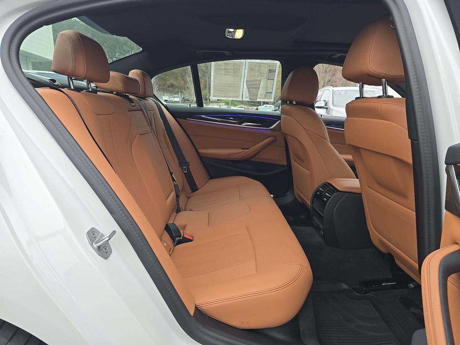 2023 BMW 5 Serie седан  540i