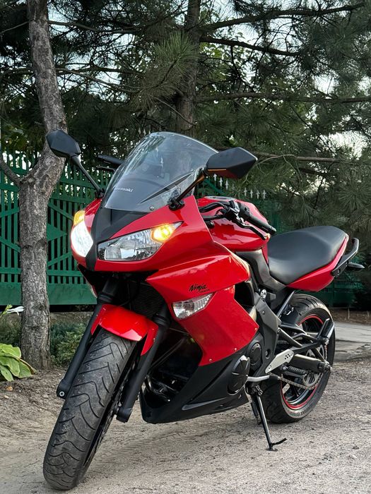 Продам Kawasaki Ninja 400R