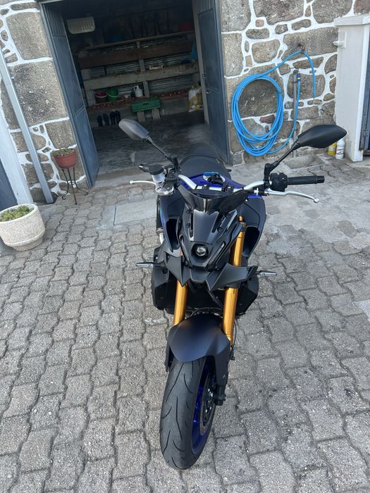 MT-09  2023 Akrapovic
