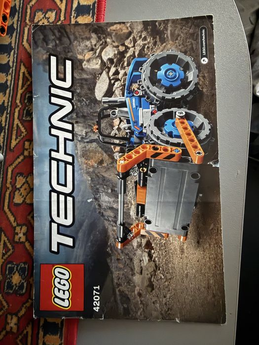 Lego technic 42071