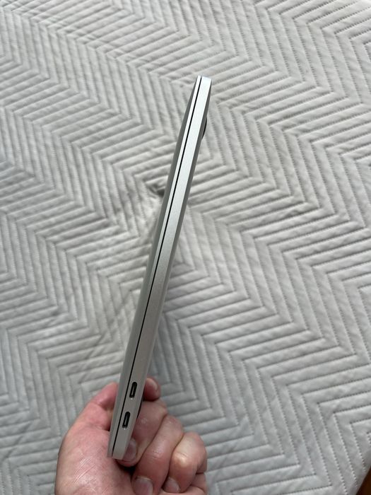 Ноутбук Apple MacBook Air 13"