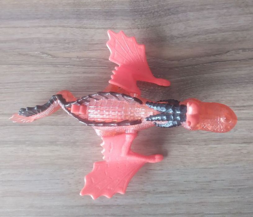 Дракон из Макдональдс (2010)