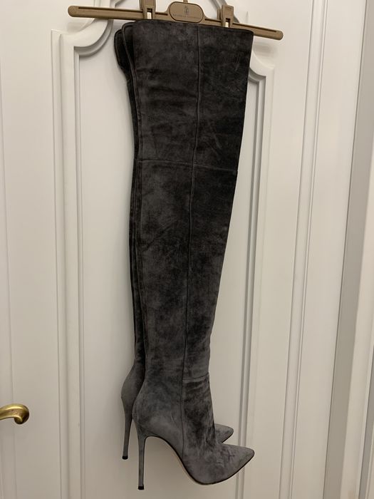 GIANVITO ROSSI piękne długie kozaki , zamsz, szare