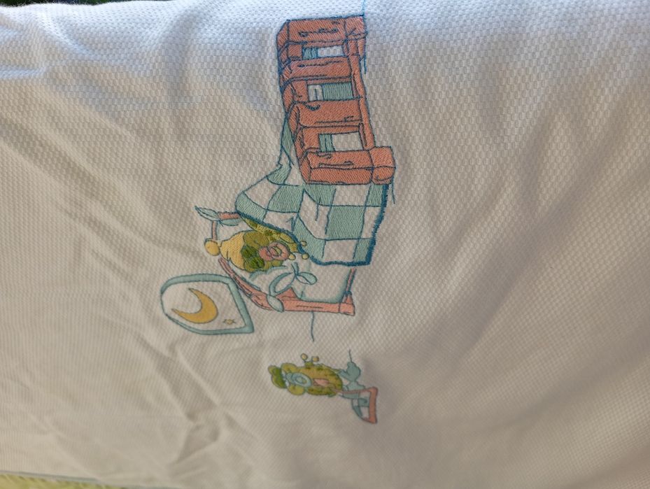 Edredom cama de bebê mais proteção de grades só 5€