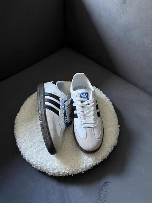 Кросівка самба adidas