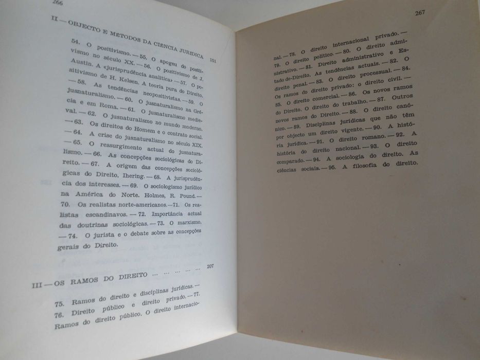 Introdução ao direito por Angel Latorre