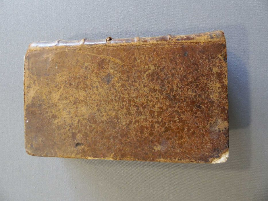 Livro Institutiones Theologiae Moralis - 1768