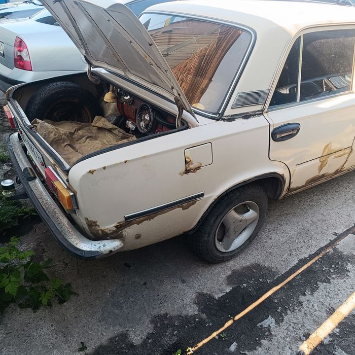 Автомоіль Ваз 21013