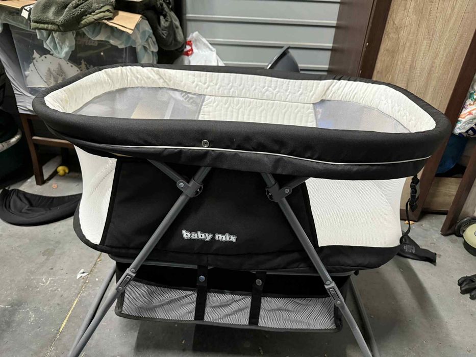 Łóżeczko dostawne