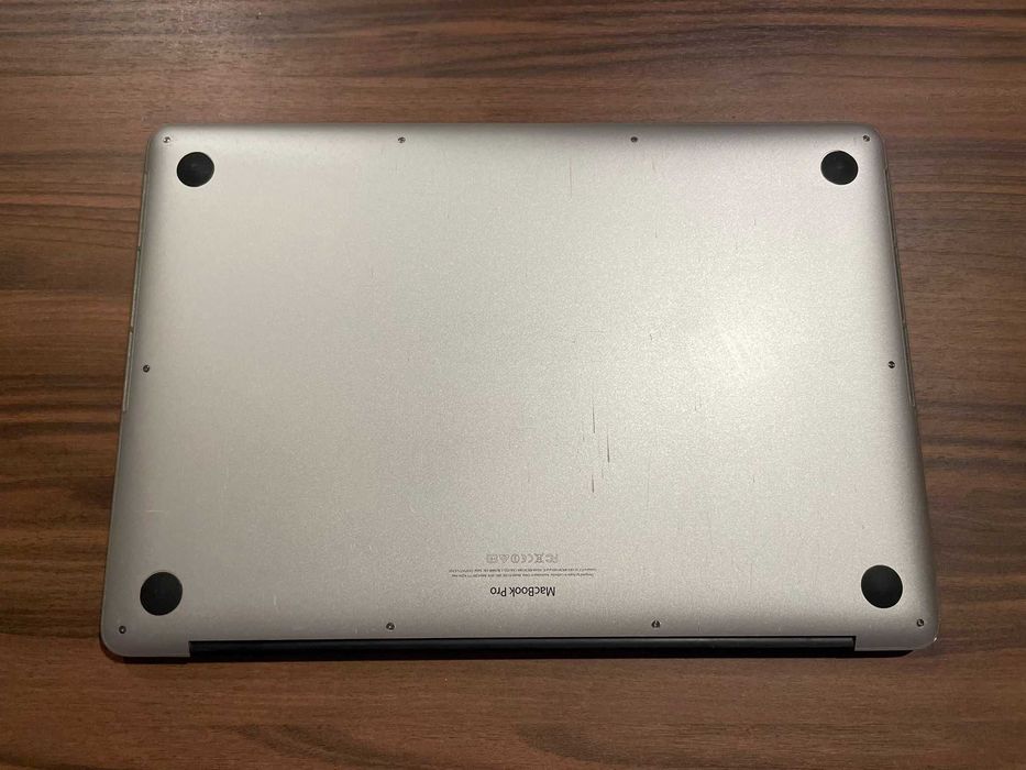 MacBook Pro 15 Retina 2014 i7 16GB 256GB SSD dobry stan