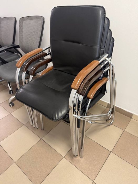 РАСПРОДАЖА Огромный ассортимент мебели в отличном состоянии