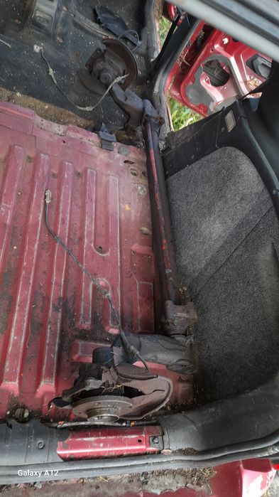 Пежо 306(1.8)бензин КПП+балка+щеплення