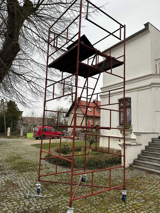 Wynajem i sprzedaż RUSZTOWAŃ i DRABIN - magazyn