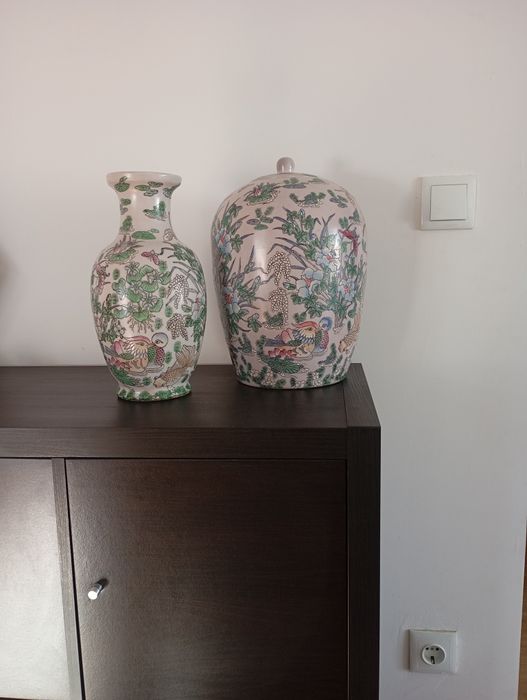 Várias peças decorativas