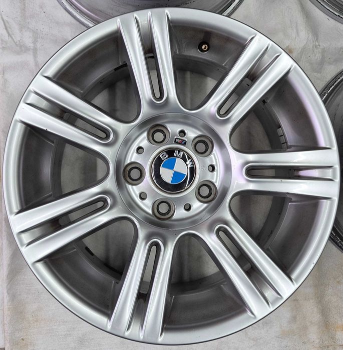 Felgi BMW styling 194  17x8 ET34 17x8,5 ET37